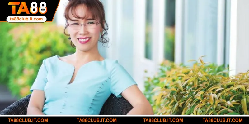 Giới thiệu đôi nét về tác giả Tiểu Mĩ
